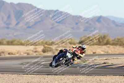 media/Dec-07-2025-CVMA (Sun) [[3e7d2de5dc]]/Race 16-Formula Middleweight/